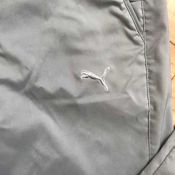 Men’s size 28x32 grey Puma golf pants 🏌️💙 - Picture 2 of 5